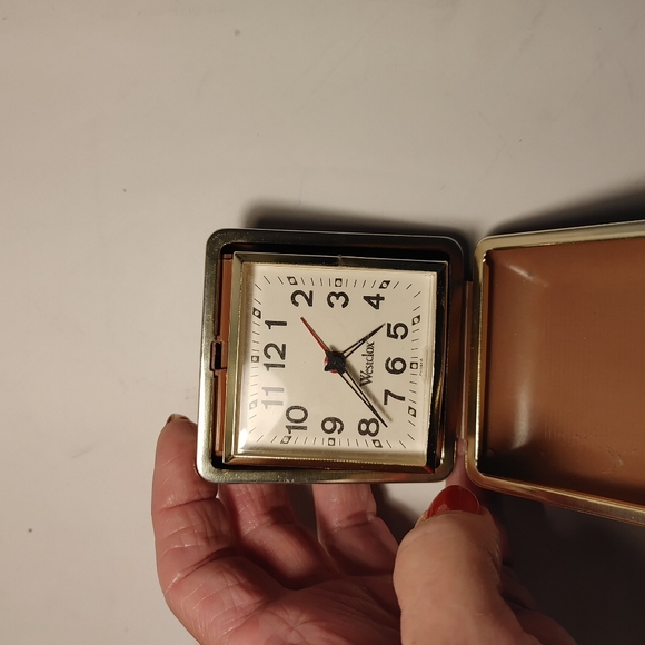 Vintage Westclock Wind up Travel Table top Alarm Clock - Picture 4 of 6